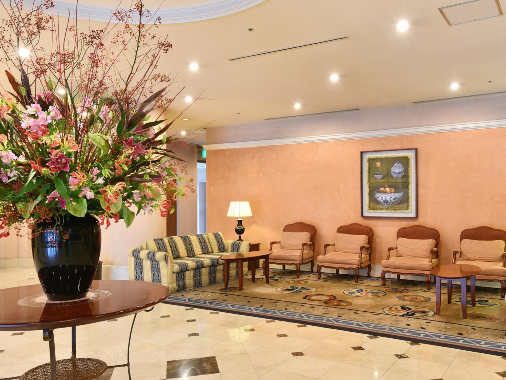 Hotel Crown Palais Chiryu Экстерьер фото
