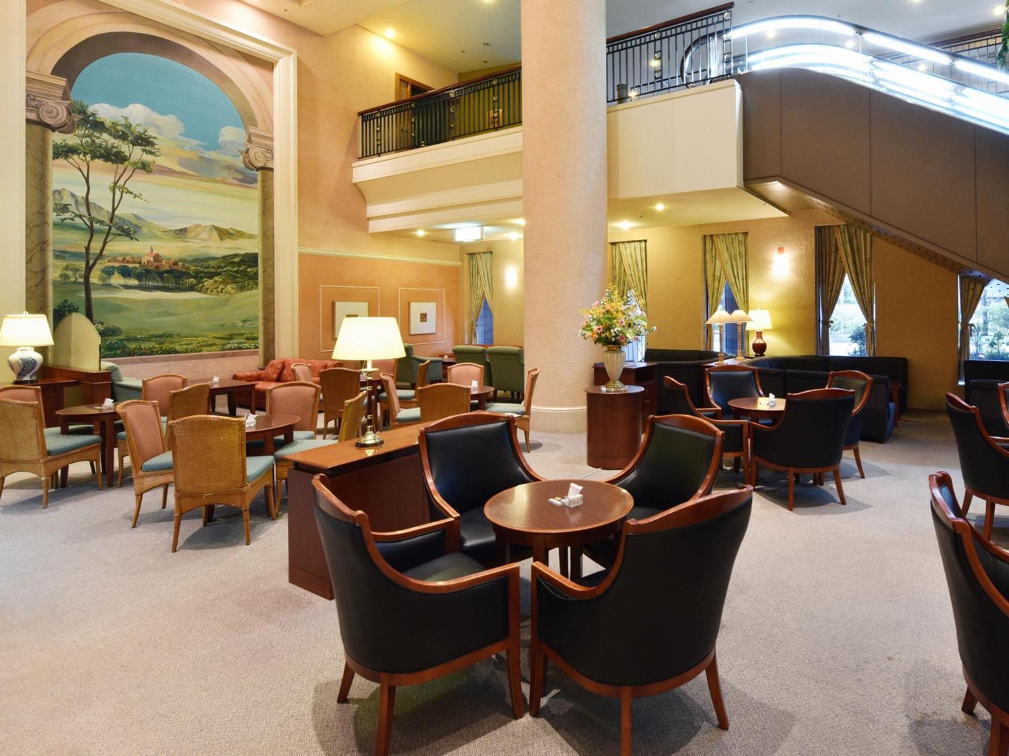 Hotel Crown Palais Chiryu Экстерьер фото